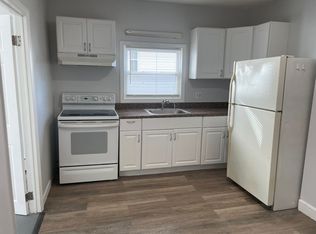 266 Lonsdale Ave #1R, Pawtucket, RI 02860