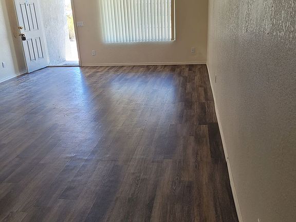 2nd image of 3401 Iroquois Dr