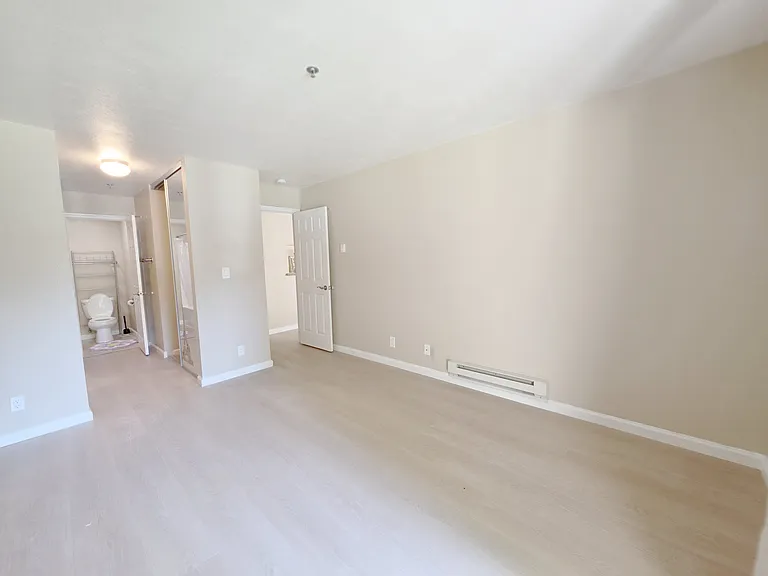 880 E Fremont Ave #301 — Photo 9