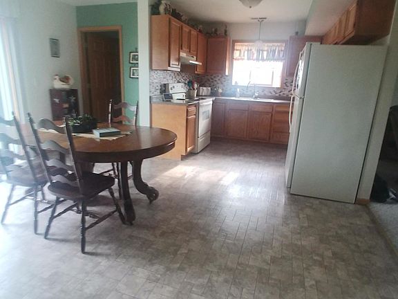 Kitchen/Dinning area