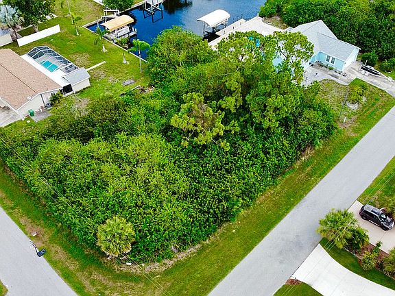 3rd image of 13386 Gorman Ave