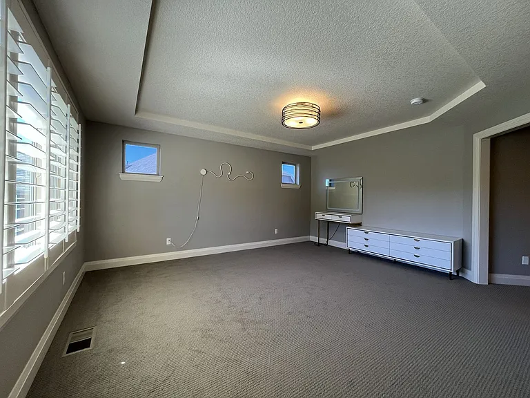 12100 SW 173rd Ter — Photo 36