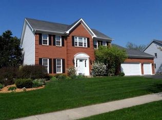 1228 Hunter Cir, Naperville, IL 60540