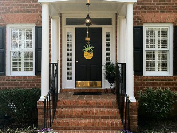 Elegant columns at the entry