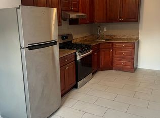 70-31 153rd St #2, Flushing, NY 11367