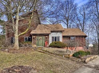 1998 Lemontree Ct, Collinsville, IL