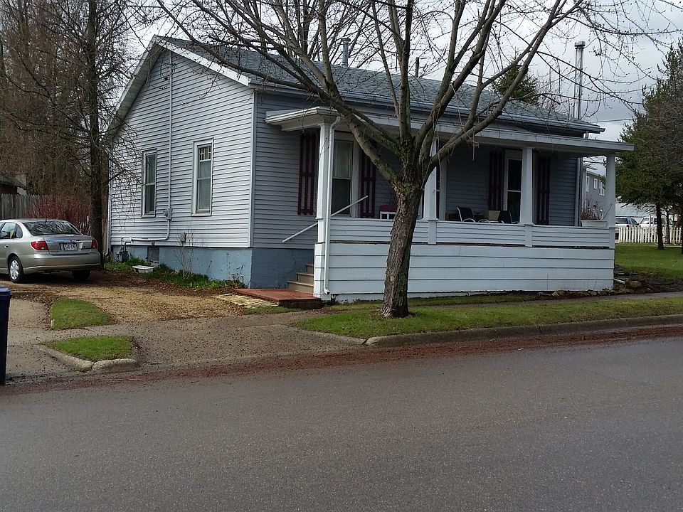 1st image of 329 N Academy St