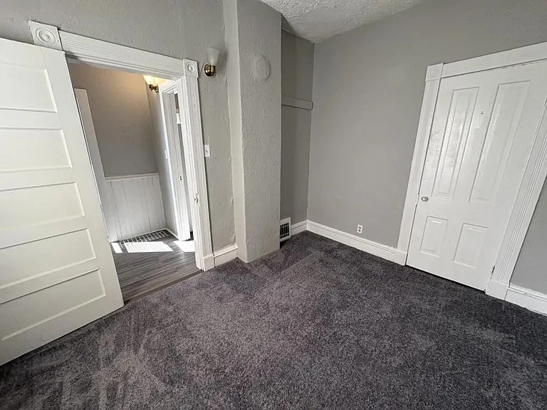 2708 7th Ave — Photo 20
