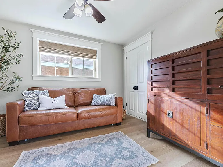 4852 Mount Almagosa Dr — Photo 30