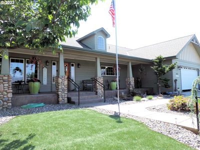 2410 E 13th St, The Dalles, OR, 97058