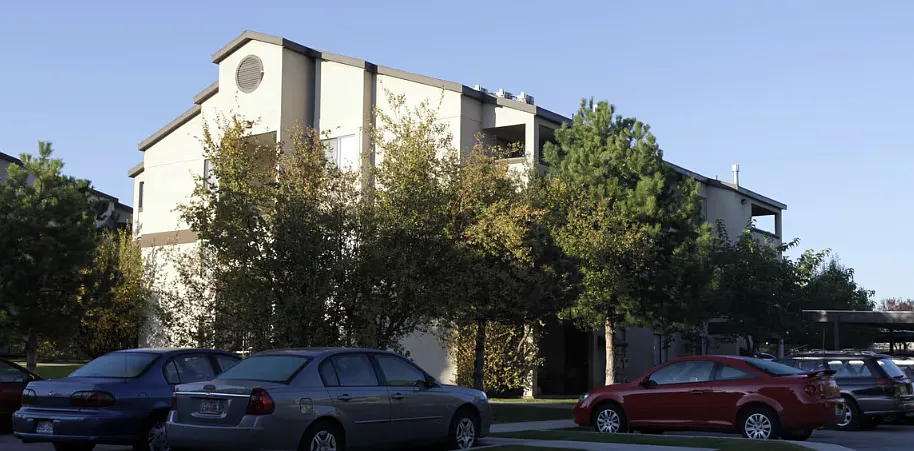 Summerwood Apartments