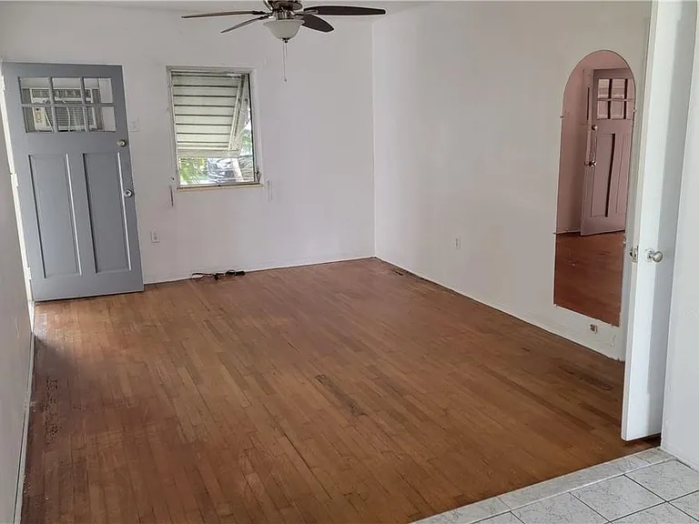 1816 Roosevelt St — Photo 4