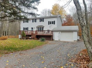 298 Cheyenne Trl, Pocono Lake, PA