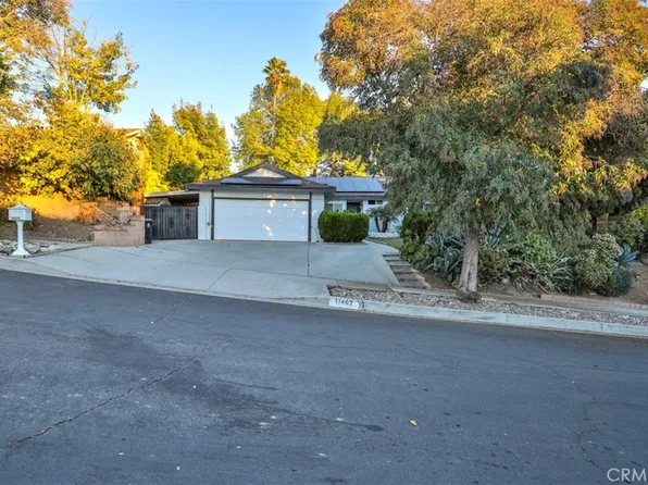 11462 Cassara Ave, Sylmar, CA 91342
