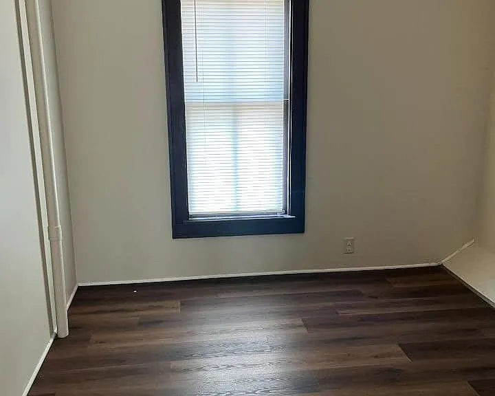 Unit Photo