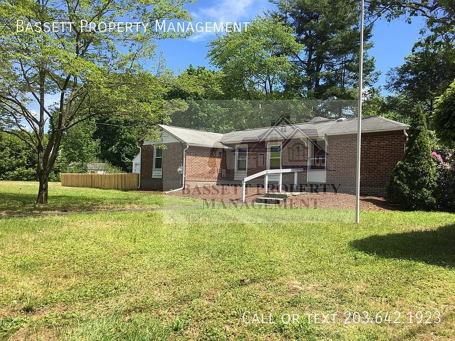 48 Pool Rd, North Haven, CT 06473 Zillow