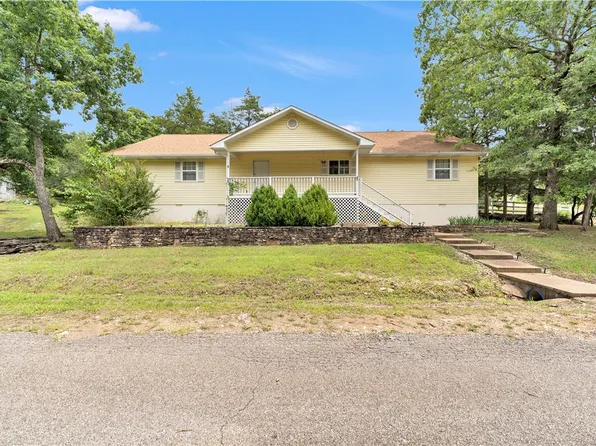 27 N Star Loop, Eureka Springs, AR 72631