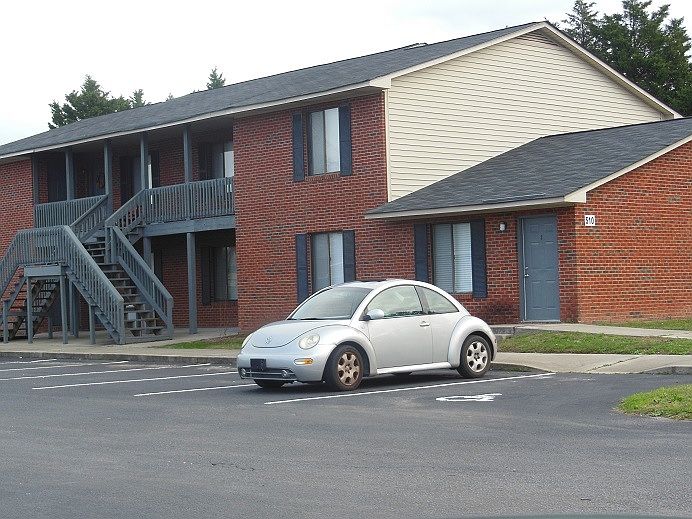 1st image of 510 Dexter St APT 5