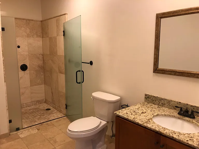 255 W 7th St #6 — Photo 5