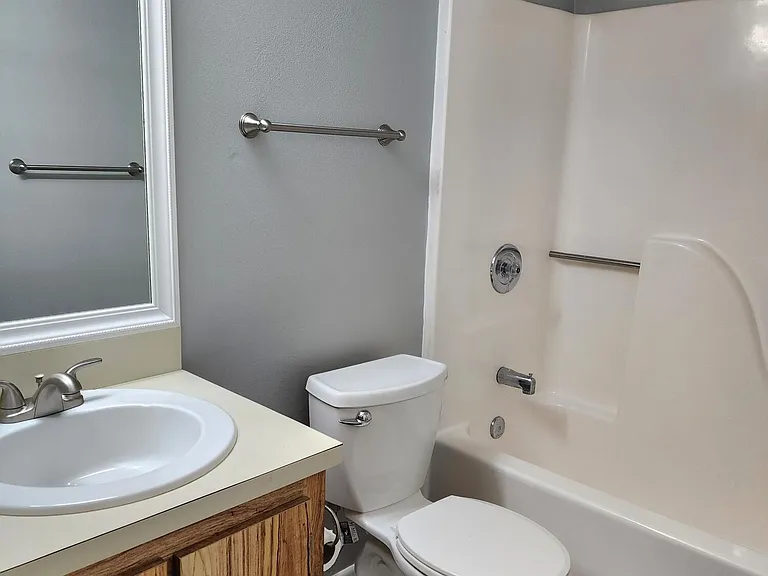 1710 University Ln #408 — Photo 7