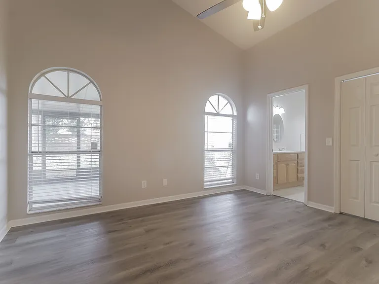 1023 Kelly Creek Cir — Photo 10