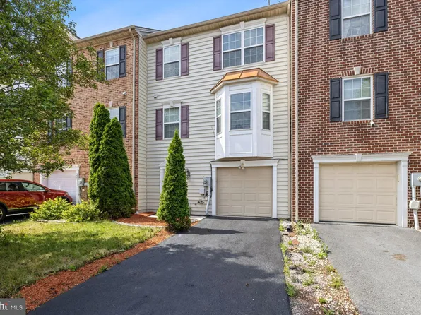 225 Whitley Dr #85, Chambersburg, PA 17201