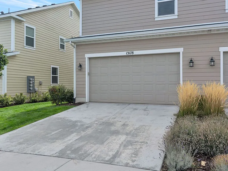 13178 S Blythswood Ln — Photo 25