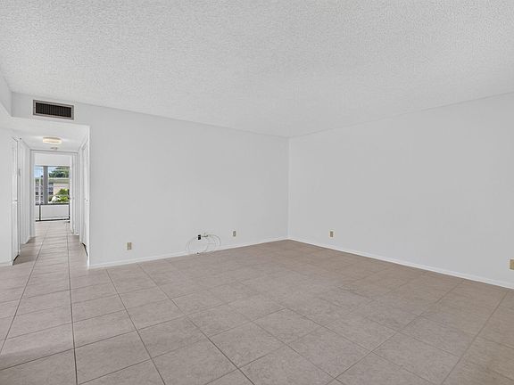 3rd image of 15216 Lakes Of Delray Boulevard #155