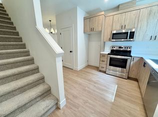 Two Weeks Free Rent! Move-In Special! Brand New 2bd/2.5b End-Unit Townhouse -, Portland, OR 97203