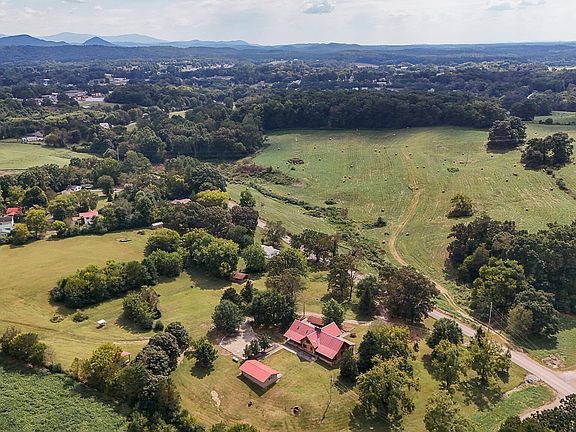 74th image of 388 Patty Rd