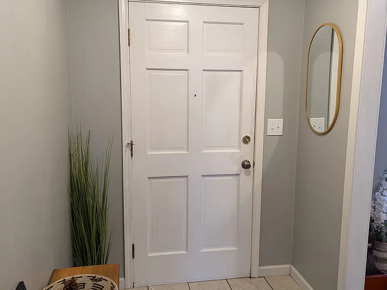 42 Doverdale Rd — Photo 2