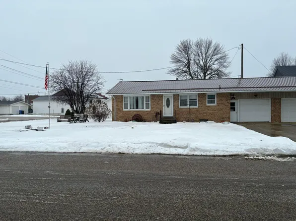 170 N Hamilton Ave, Fredericksburg, IA 50630