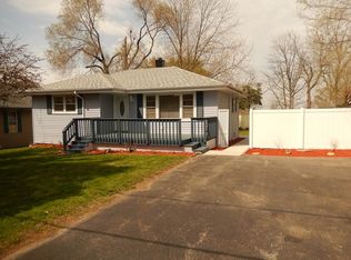 521 Table St, Lockport, IL 60441