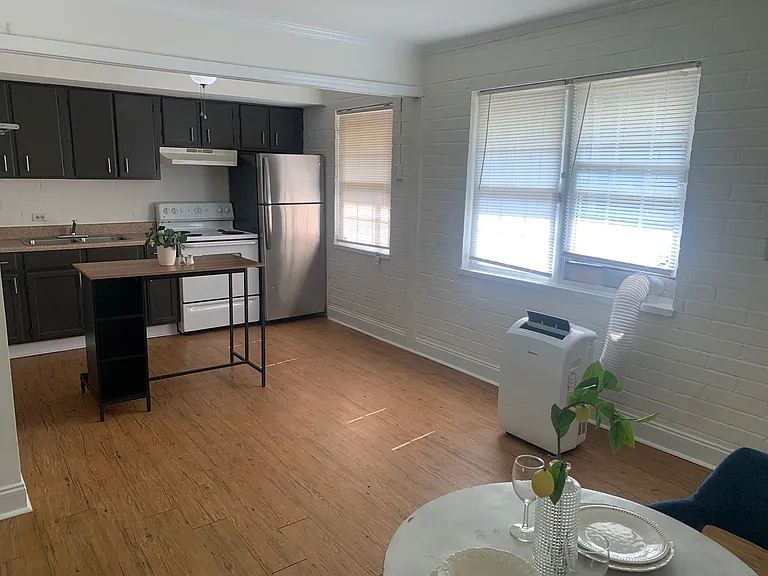 1619A Fulton Ave — Photo 6