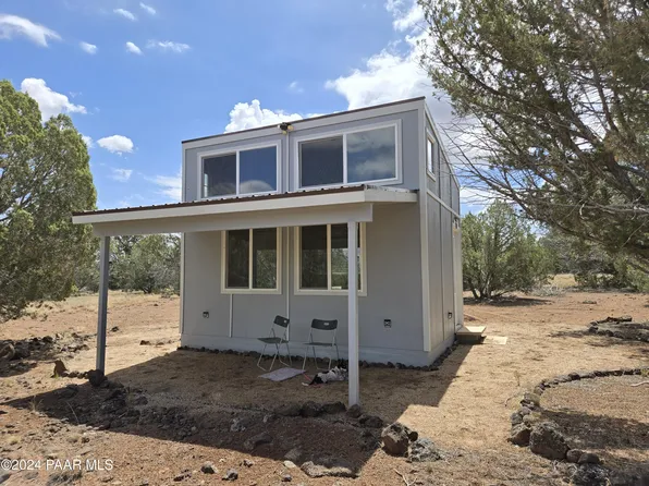 354 N Haywire Rd, Ash Fork, AZ 86320