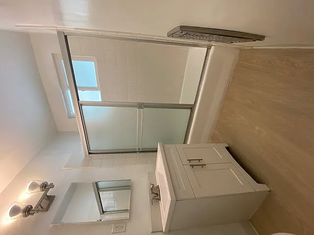 1837 N Gramercy Place — Photo 14