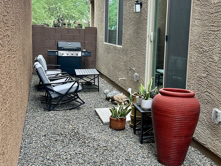 1109 E Ascent St — Photo 3