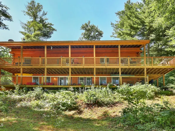 633 E Otis Rd, Otis, MA 01253