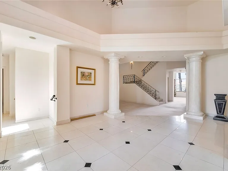 27 Grand Miramar Dr — Photo 2