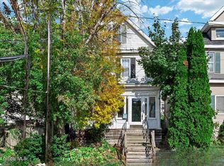 697 Myrtle Ave, Albany, NY 12208