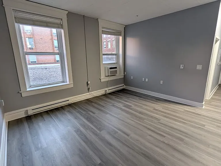 Franklin Park Apartments — Photo 79