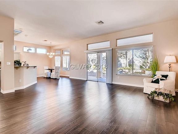 5th image of 10136 Hunter Springs Dr