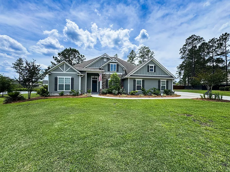7345 Twisted Oak Cir — Photo 1