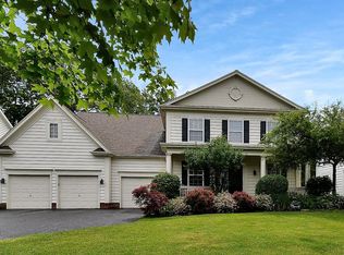 5240 Settlement Dr, New Albany, OH 43054