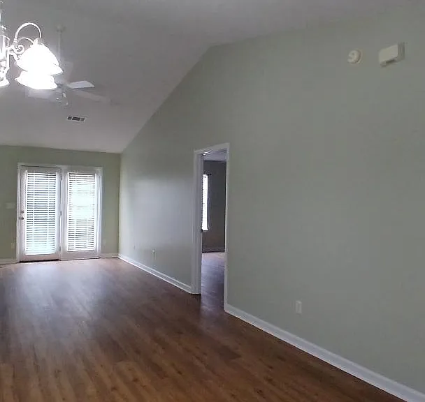 10 Leigh Place Dr — Photo 5