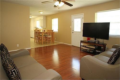 3rd image of 624 Bridle Ave