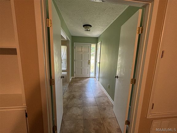 3rd image of 3918 Rouse Ridge Ct