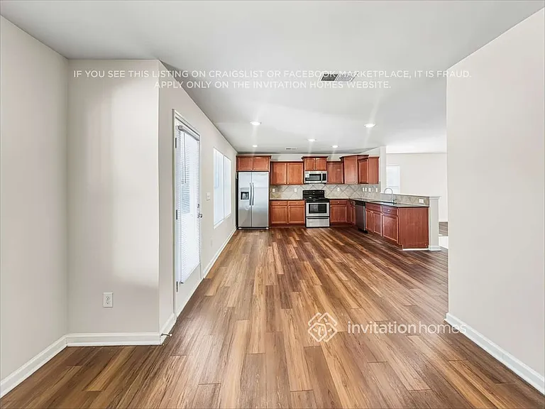 4198 Clifftonville Ave SW — Photo 9