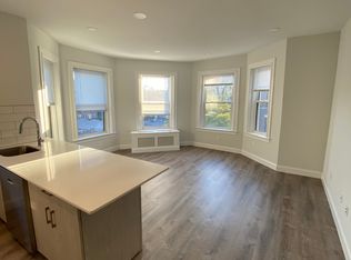 36 Queensberry St APT 12, Boston, MA 02215
