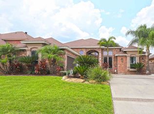 3136 Dos Reales Loop, Laredo, TX 78045